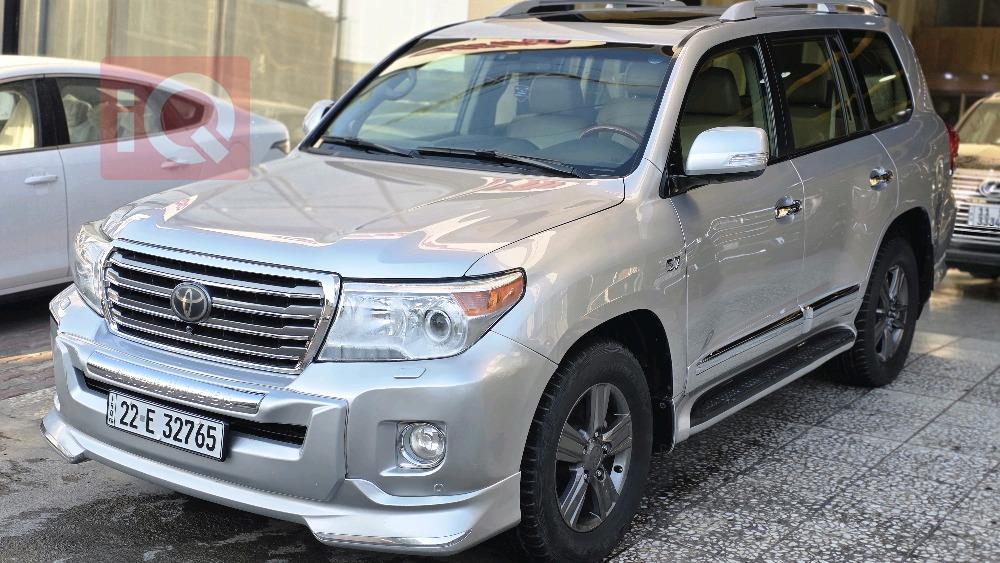 تويوتا لاندكروزر